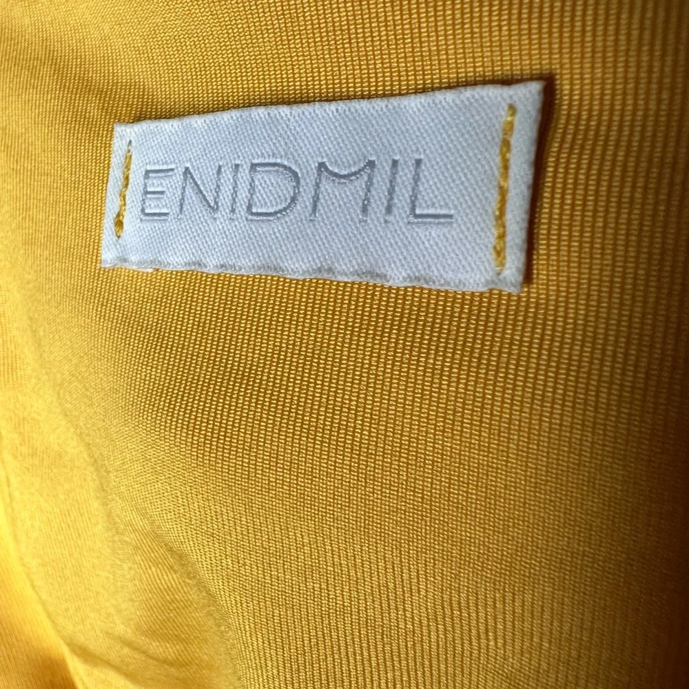Long sleeve crop top very cute Size large by ENIDMIL color is Gold